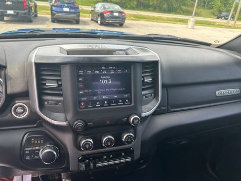 Used 2021 RAM 2500 Big Horn w/ Towing Technology Group AWD/4WD image 10