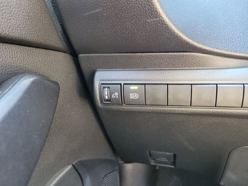 Used 2025 Toyota Corolla LE FWD image 24