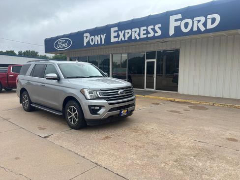 Used 2021 Ford Expedition XLT AWD/4WD image 1