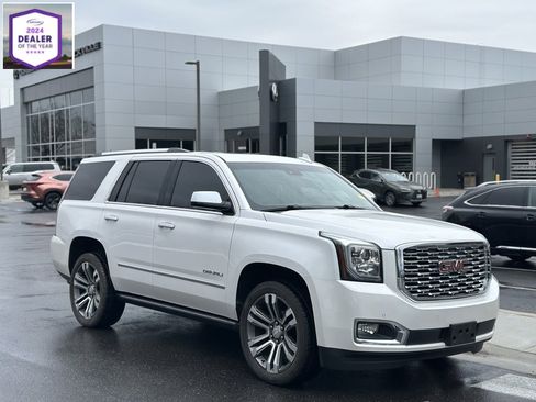Used 2019 GMC Yukon Denali w/ Denali Ultimate Package image 1