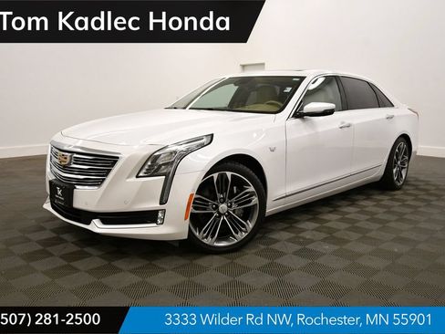 Used 2018 Cadillac CT6 Platinum AWD/4WD image 1