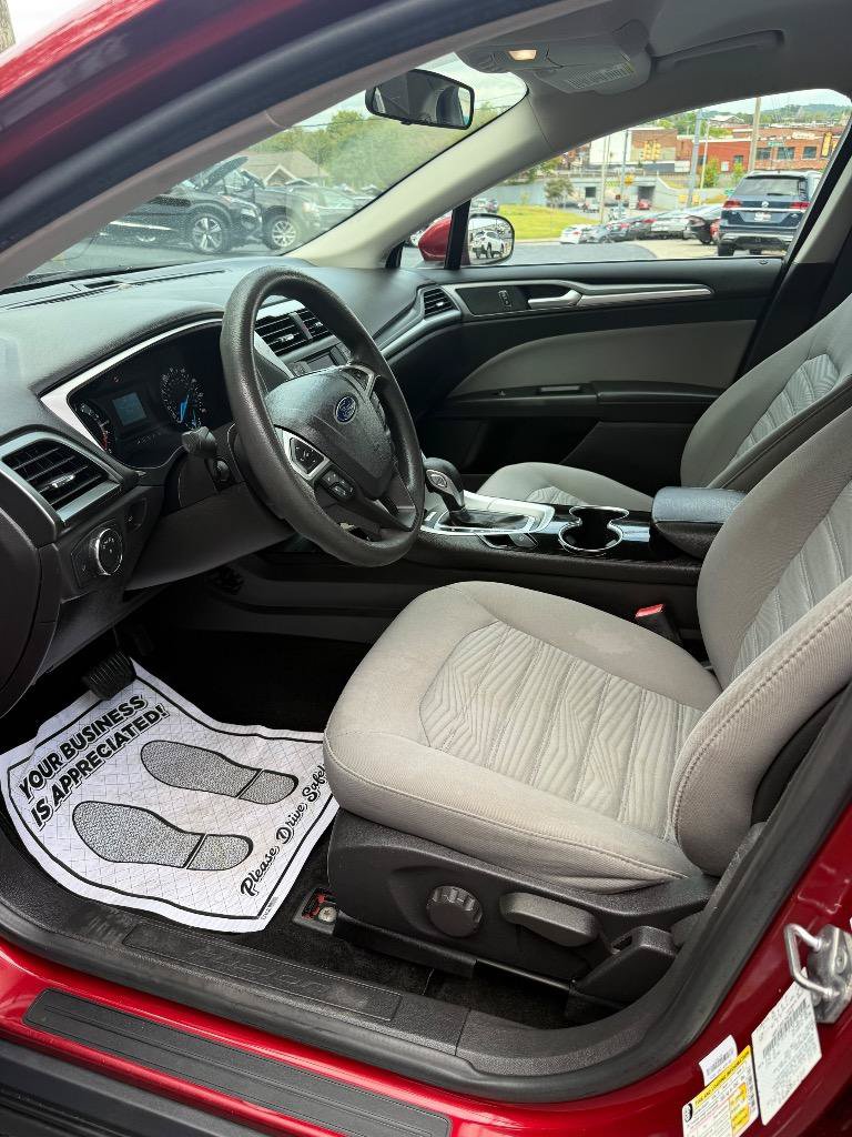 Used 2016 Ford Fusion S FWD image 14