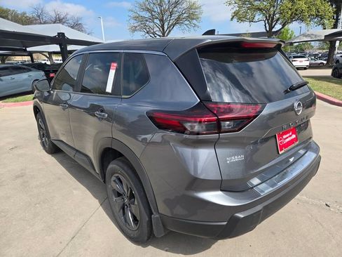 New 2026 Nissan Rogue SV FWD image 7