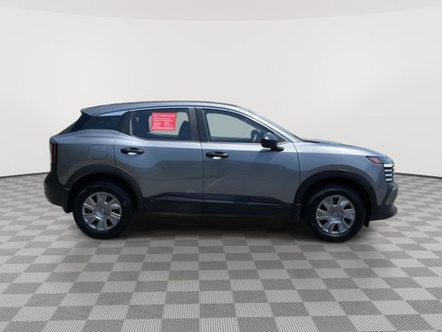 Used 2025 Nissan Kicks S w/ Charging Package AWD/4WD image 4