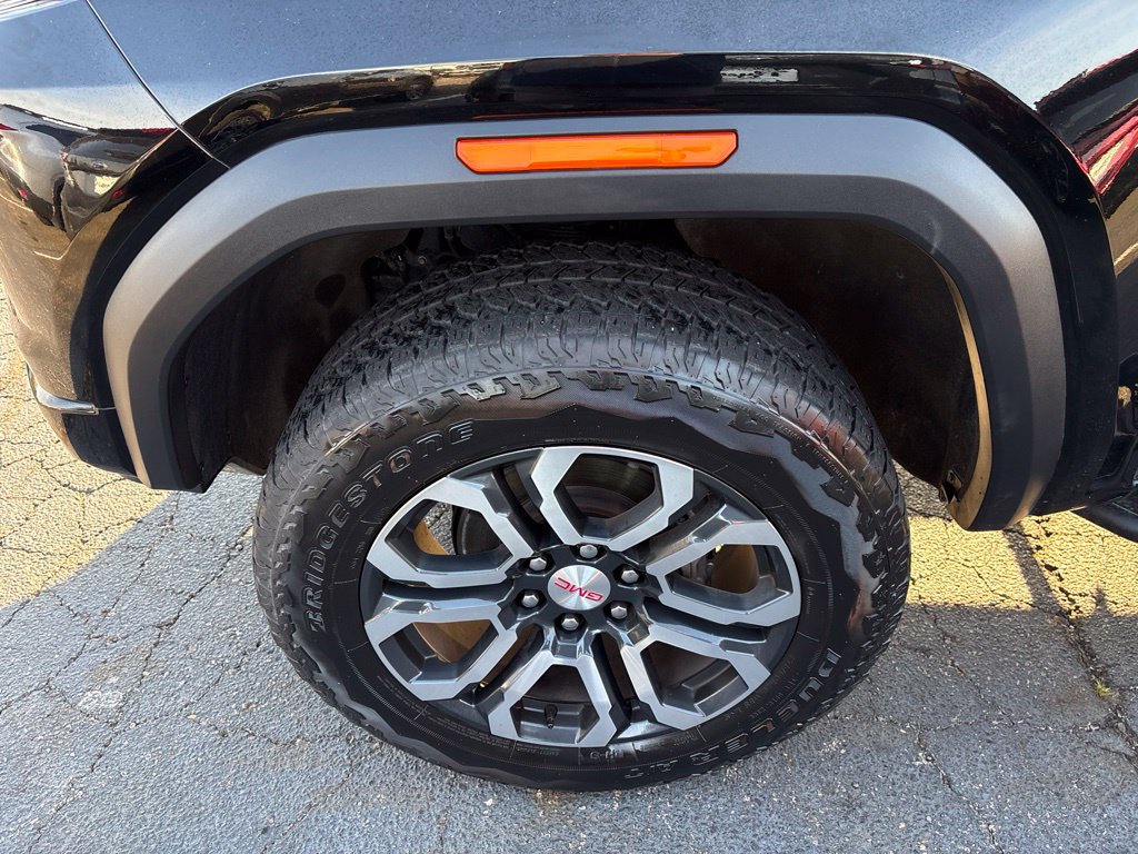 Used 2024 GMC Canyon AT4 w/ Technology Package AWD/4WD image 7