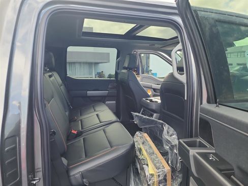 New 2025 Ford F350 Lariat w/ Lariat Ultimate Package image 20