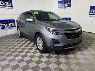 Used 2023 Chevrolet Equinox LT image 1
