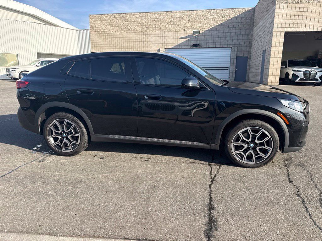 Used 2024 BMW X2 xDrive28i w/ Convenience Package AWD/4WD image 6