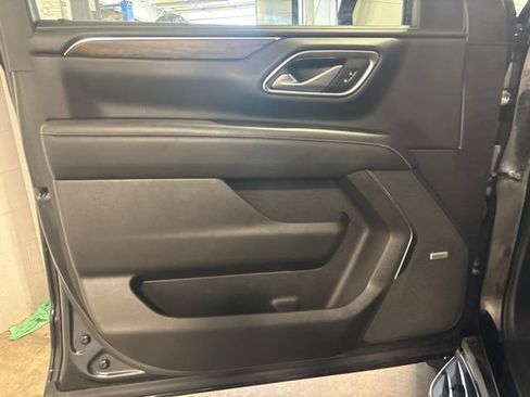 Used 2022 Chevrolet Tahoe Premier AWD/4WD image 10