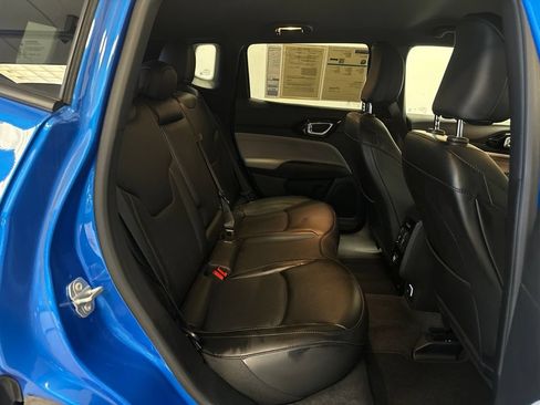 Used 2023 Jeep Compass Limited AWD/4WD image 16