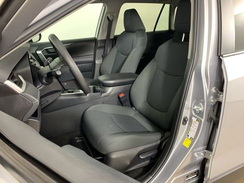 Used 2024 Toyota RAV4 LE image 27