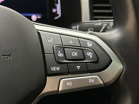 Used 2020 Volkswagen Atlas Cross Sport SEL AWD/4WD image 25
