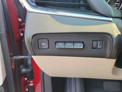 Used 2024 Buick Enclave Premium w/ Experience Buick Package FWD image 42