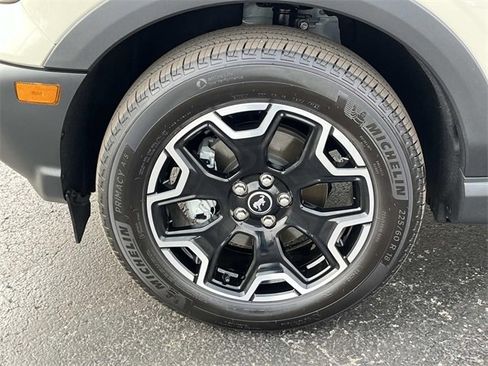 Used 2025 Ford Bronco Sport Outer Banks w/ Outer Banks Tech Package+ image 10