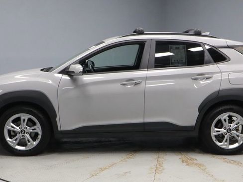 Used 2022 Hyundai Kona SEL FWD image 7