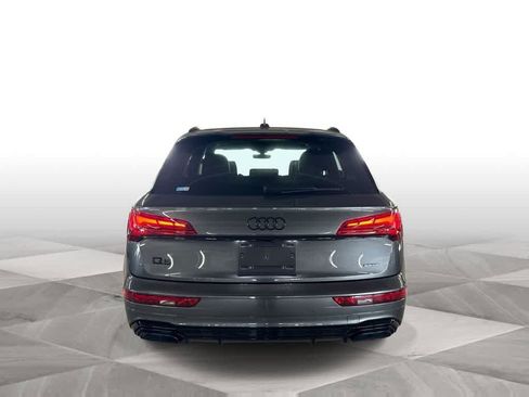 Used 2025 Audi Q5 2.0T Premium Plus w/ Premium Plus Package AWD/4WD image 7