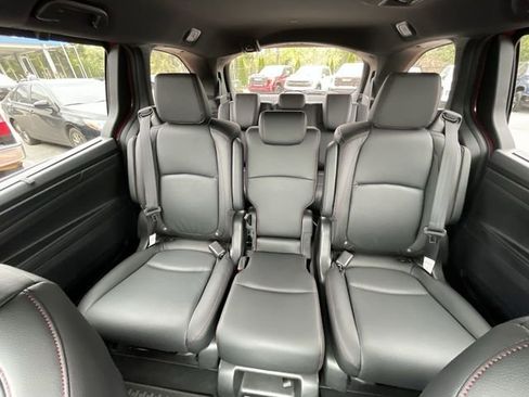 Certified 2026 Honda Odyssey Sport-L image 15