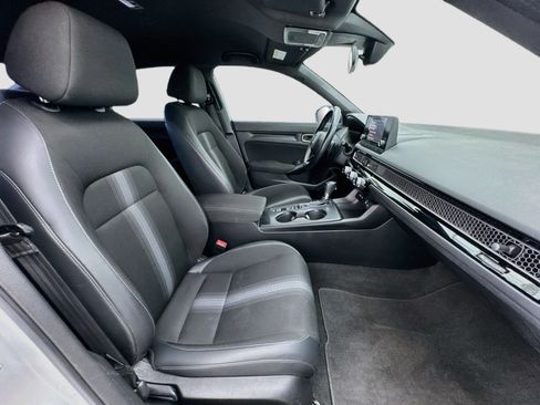 Used 2023 Honda Civic Sport image 18