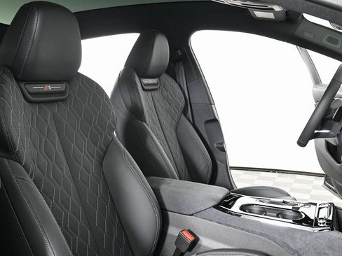 New 2025 Audi S6 e-tron Premium Plus image 23