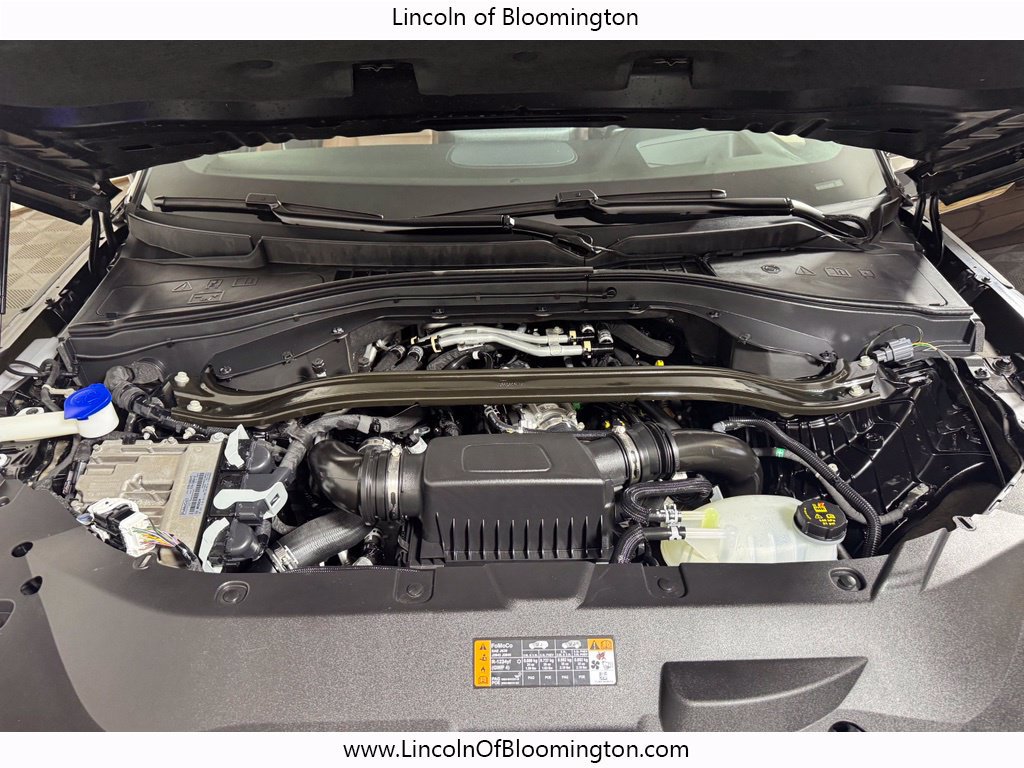 Certified 2025 Lincoln Aviator Reserve AWD/4WD image 29