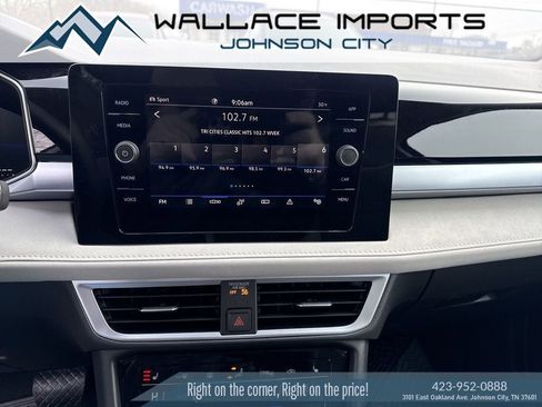 New 2026 Volkswagen Taos SE image 14