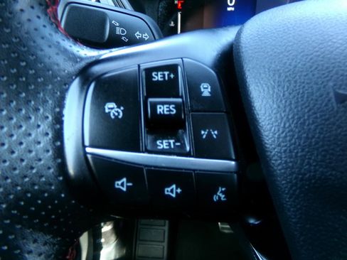 Used 2024 Ford Escape ST-Line Select w/ Tech Pack #1 image 18