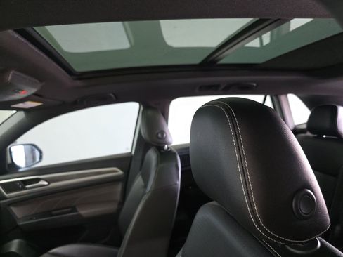 Used 2021 Volkswagen Atlas Cross Sport SE w/ Panoramic Sunroof Package AWD/4WD image 15