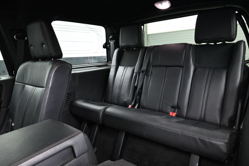 Used 2016 Lincoln Navigator Reserve AWD/4WD image 23