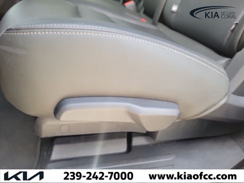 Used 2023 Cadillac XT6 Premium Luxury AWD/4WD image 15
