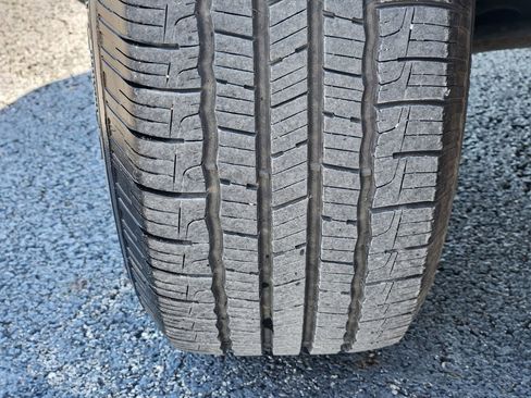 Certified 2019 Chevrolet Equinox LT FWD image 11