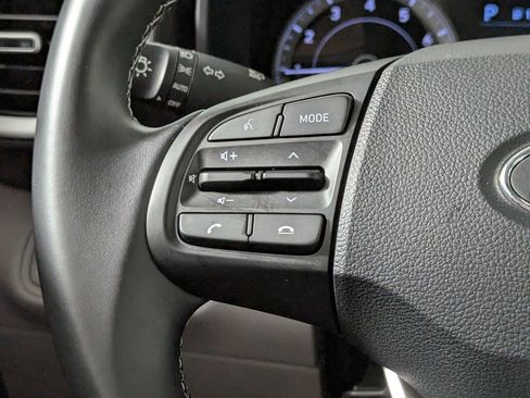 Used 2022 Hyundai Venue SEL w/ Cargo Package FWD image 27