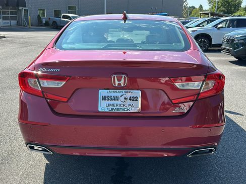 Used 2020 Honda Accord Touring image 6