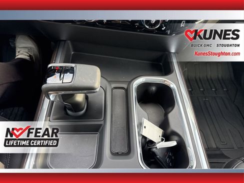 New 2026 GMC Sierra 1500 SLT w/ SLT Convenience Package image 46