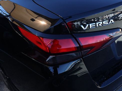 New 2025 Nissan Versa SV image 7