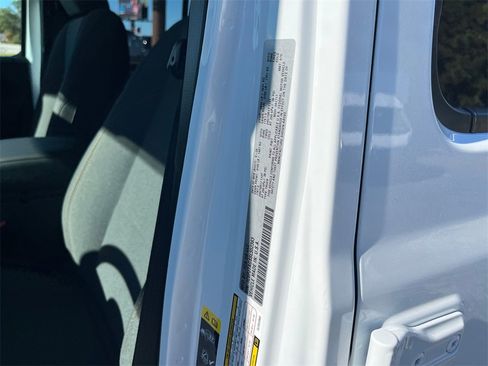 New 2025 Jeep Gladiator Sport image 32