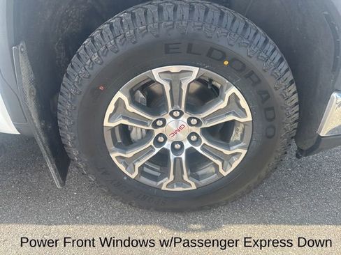 Used 2023 GMC Sierra 1500 SLE image 26