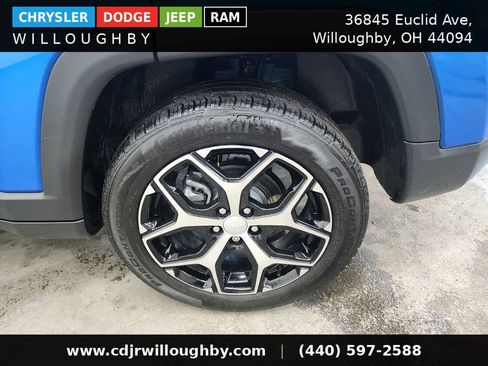 Used 2024 Jeep Compass Limited AWD/4WD image 37