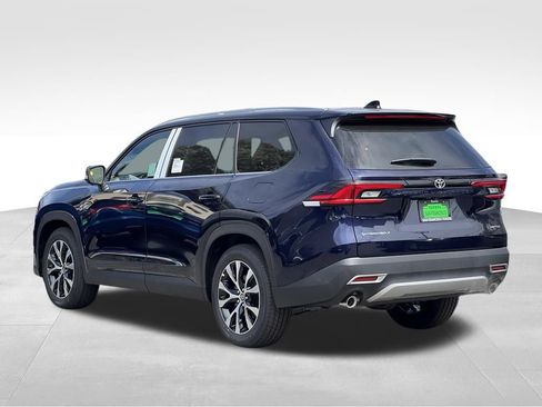 Used 2026 Toyota Grand Highlander AWD Hybrid image 3