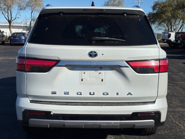 Used 2023 Toyota Sequoia Capstone AWD/4WD image 5