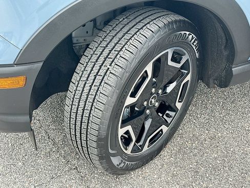 Certified 2024 Ford Bronco Sport Outer Banks AWD/4WD image 25