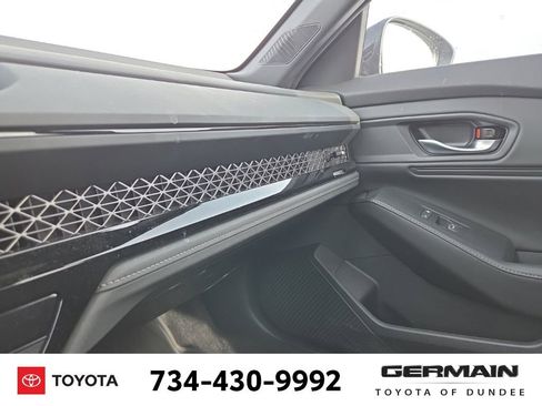 Used 2024 Honda Accord Sport image 36