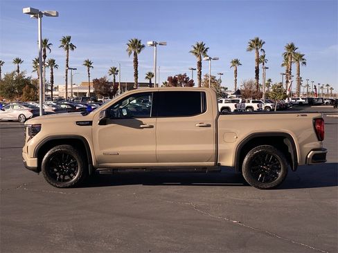 Used 2022 GMC Sierra 1500 Elevation w/ X31 Off-Road Package image 16