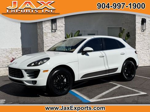 Used 2015 Porsche Macan S image 1