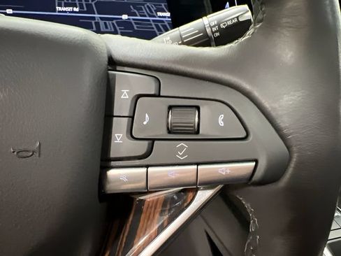 Used 2024 Cadillac Escalade Premium Luxury w/ LPO, Floor Liner Package AWD/4WD image 19