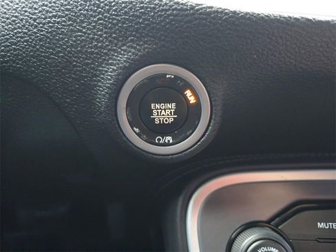 Used 2020 Dodge Challenger SXT image 26