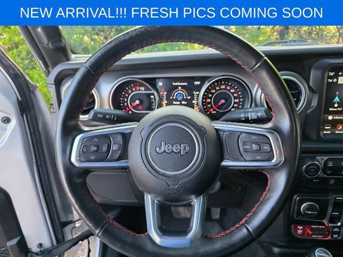 Used 2022 Jeep Gladiator Rubicon w/ Cold Weather Group AWD/4WD image 14