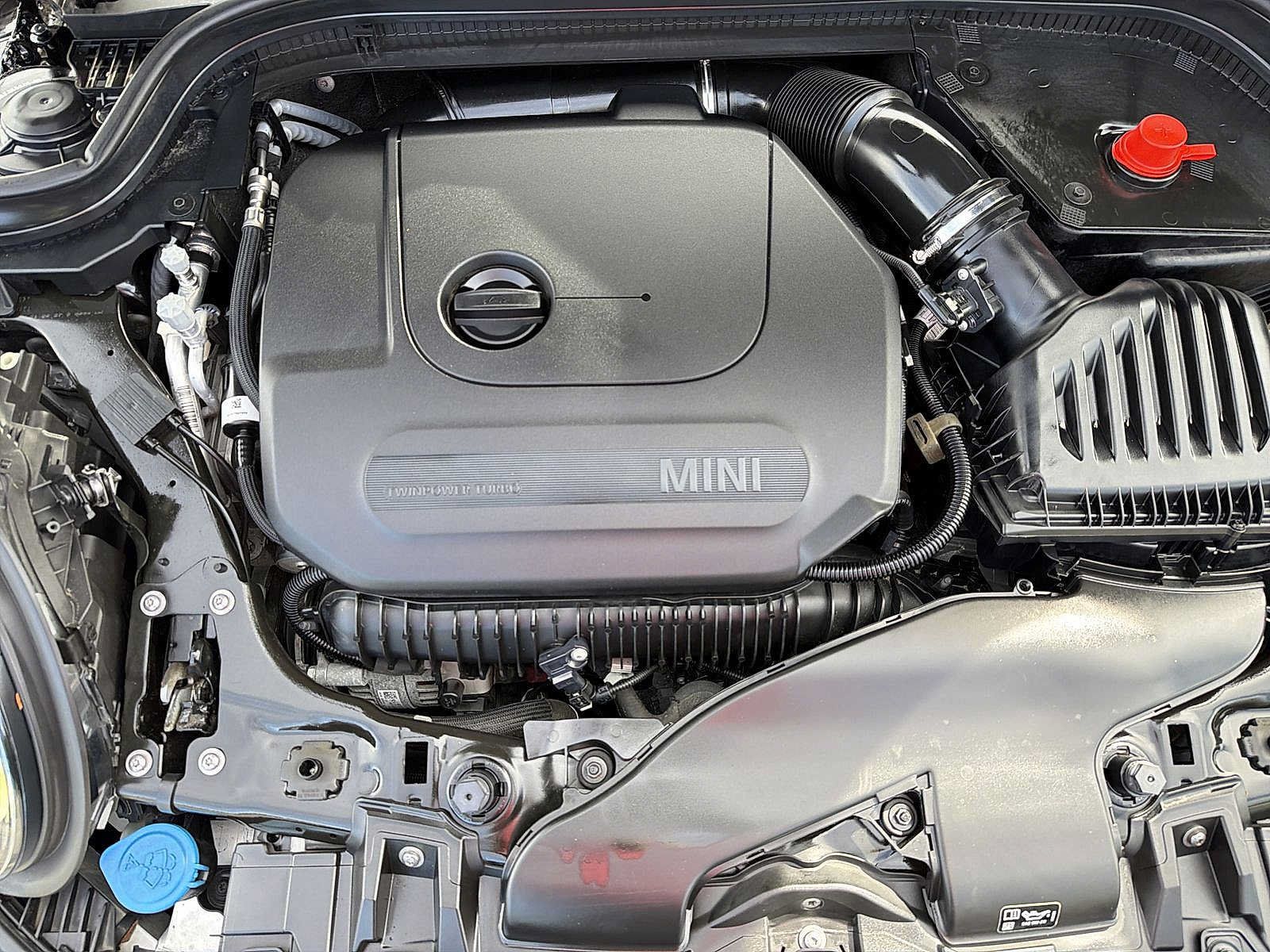 Used 2022 MINI Cooper John Cooper Works FWD image 17