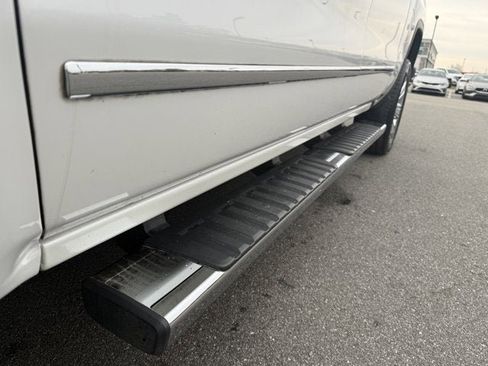 Used 2017 GMC Sierra 1500 SLT image 12