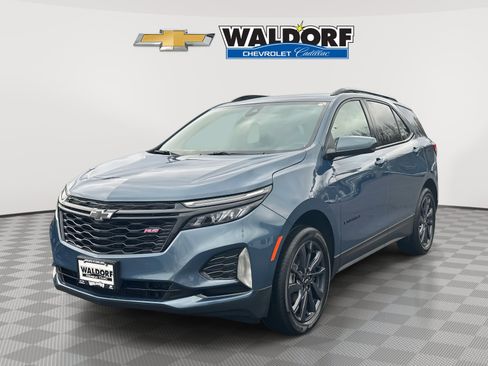 Certified 2024 Chevrolet Equinox RS image 3