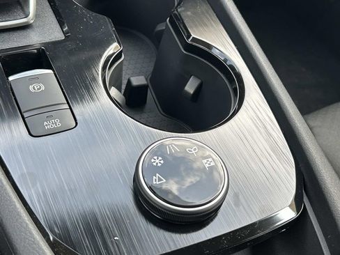 New 2026 Nissan Rogue SV AWD/4WD image 34